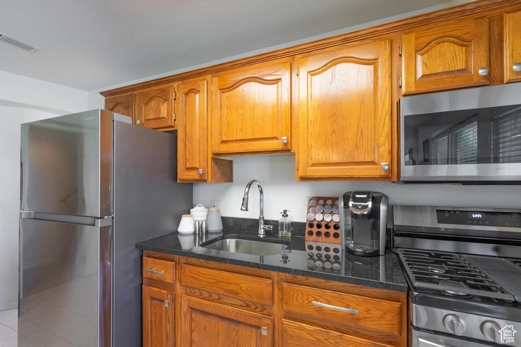 Photo 56 for MLS #2105721 at 2244 Putters Cir
