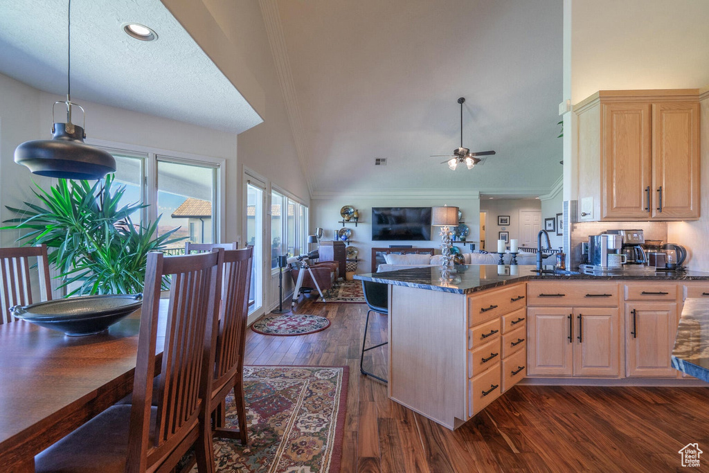 Photo 23 for MLS #2105721 at 2244 Putters Cir