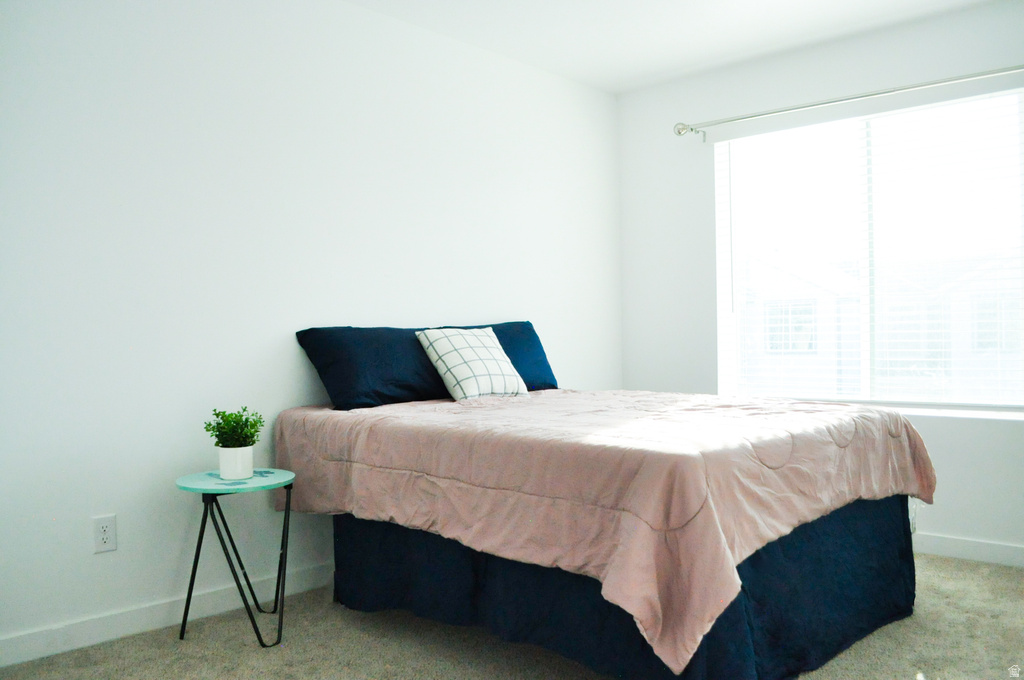 630 S PLUM CREEK LN Ogden, UT 84404