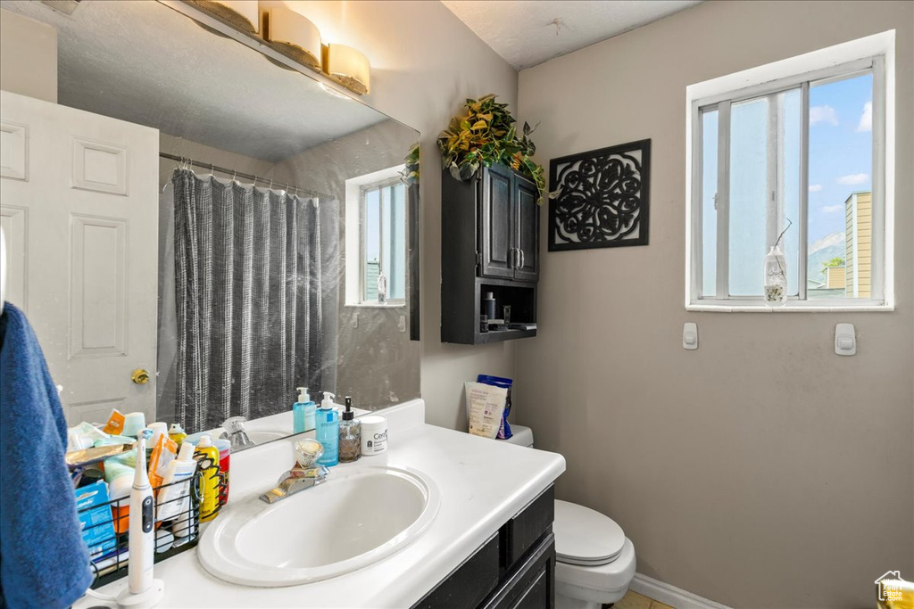 Photo 19 for MLS #2105736 at 444 E Acoma Rd