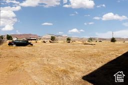 2220 N STATE ST Sigurd, UT 84657