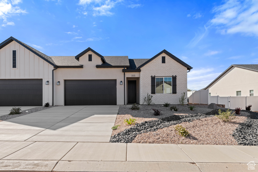 Photo 2 for MLS #2105753 at 355 W Rosie Loop #25W