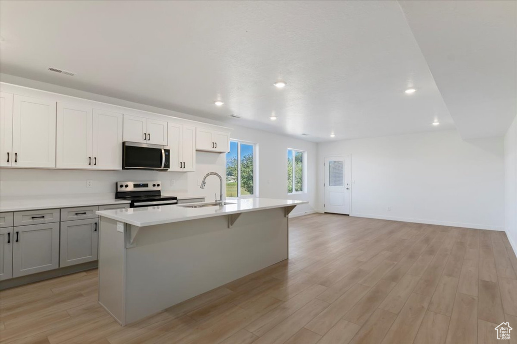 Photo 29 for MLS #2105764 at 1612 E Livi Ln #3
