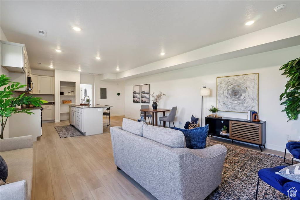 1612 E LIVI LN #3 Saratoga Springs, UT 84043