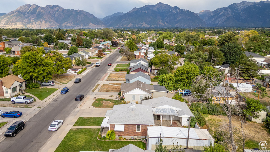 437 W CORNELL DR Midvale, UT 84047
