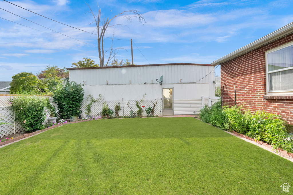 437 W CORNELL DR Midvale, UT 84047