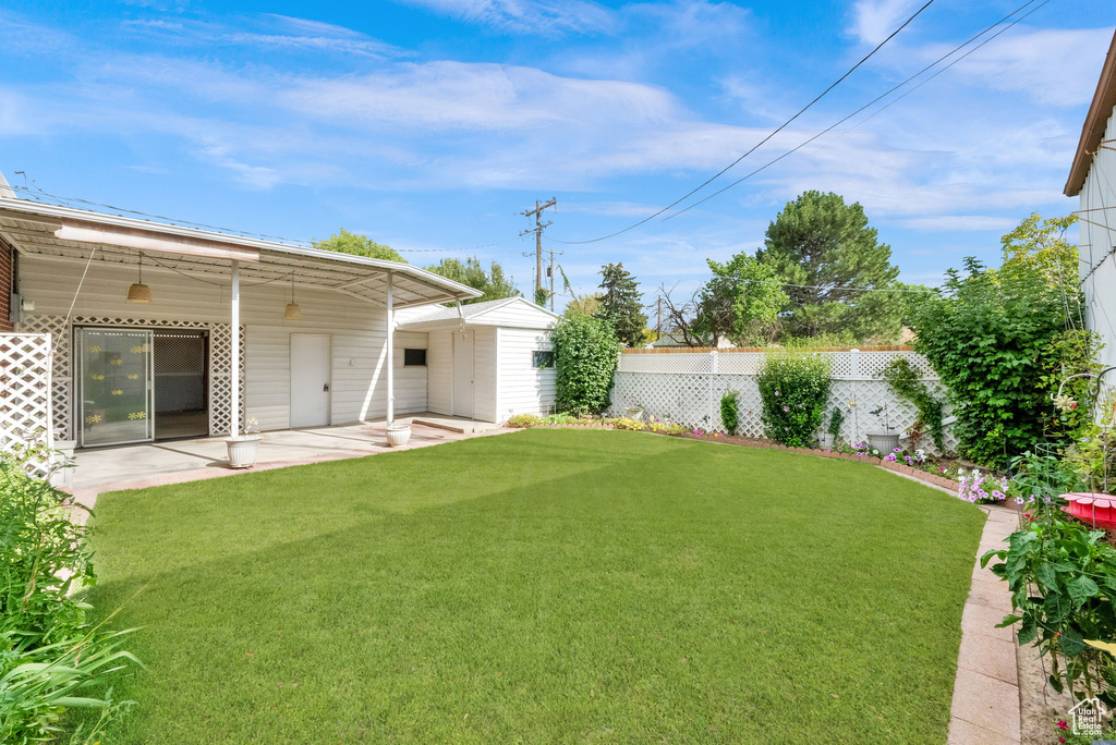 437 W CORNELL DR Midvale, UT 84047