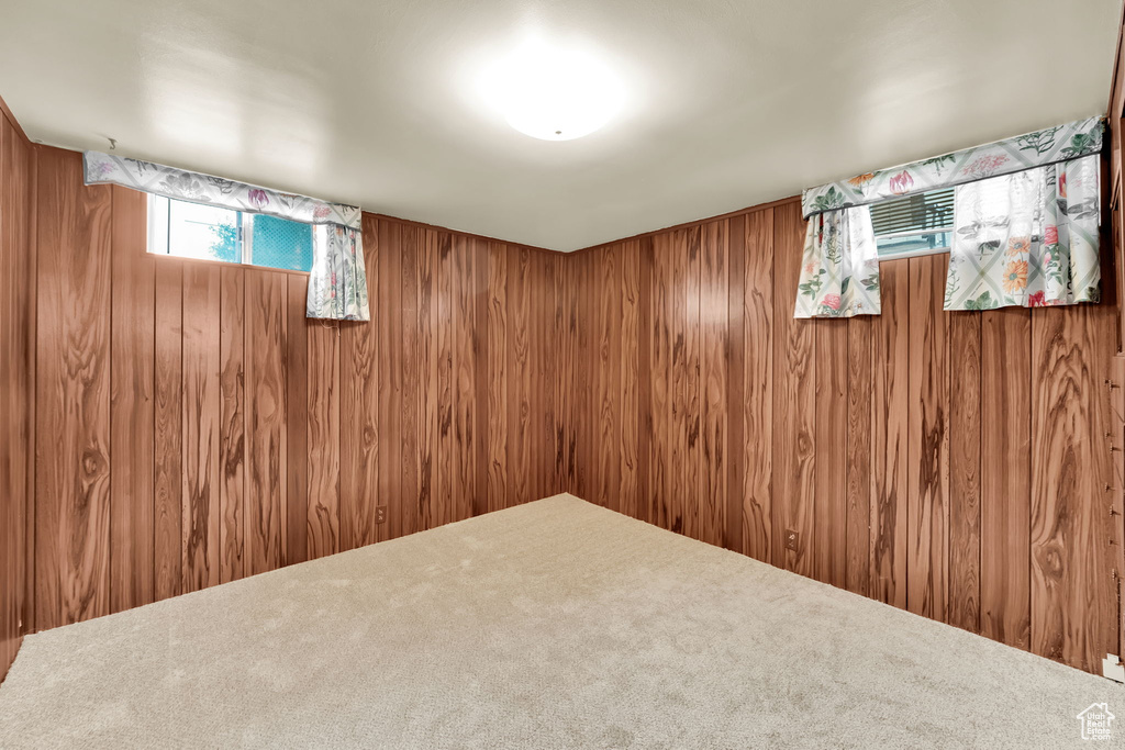 437 W CORNELL DR Midvale, UT 84047