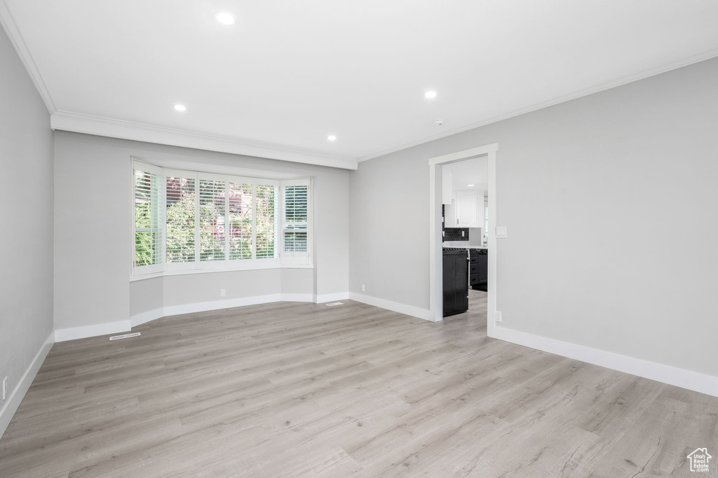 8965 S QUAIL RUN DR Sandy, UT 84093