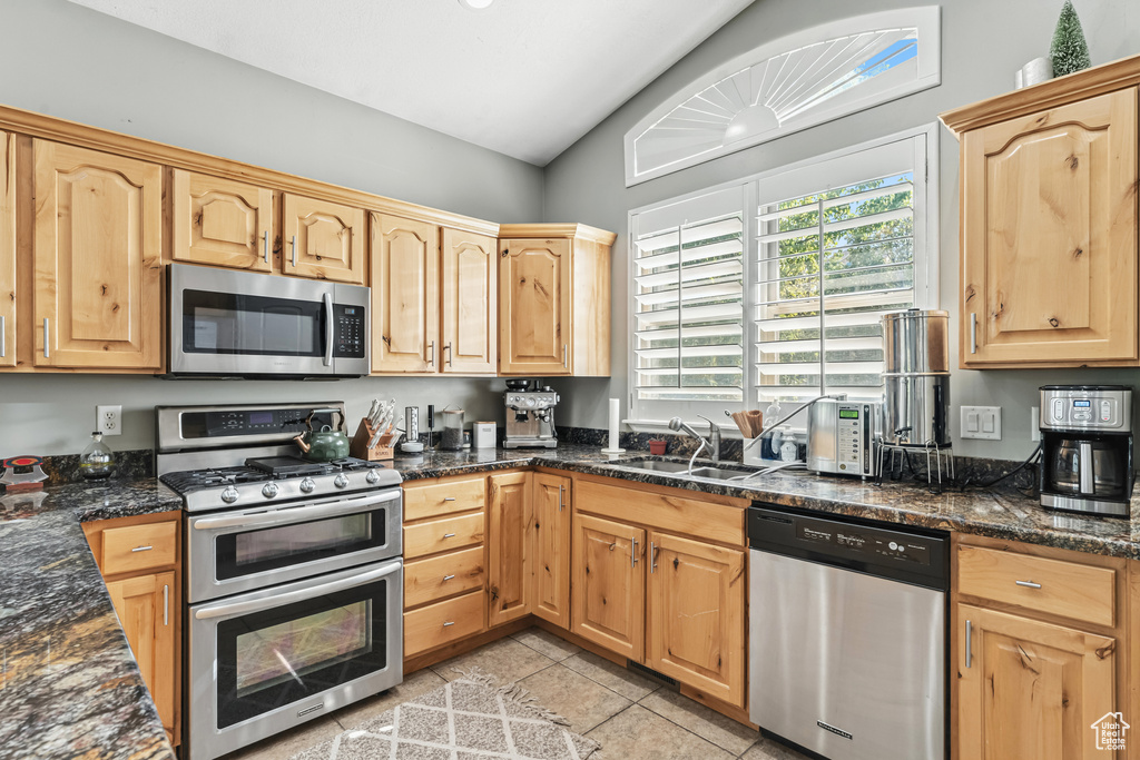 6759 S SADDLE BLUFF DR Murray, UT 84123