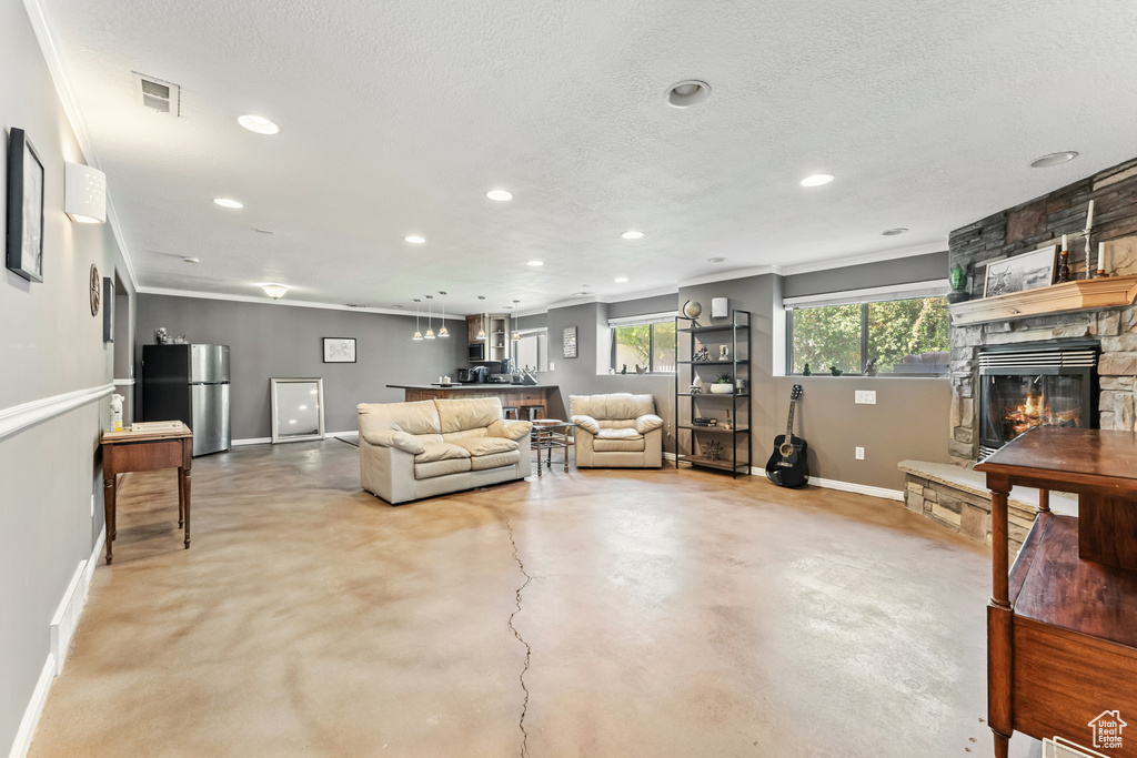 6759 S SADDLE BLUFF DR Murray, UT 84123
