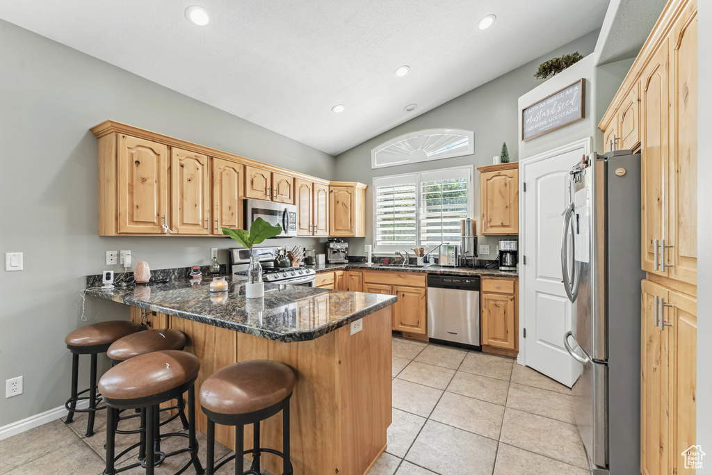 6759 S SADDLE BLUFF DR Murray, UT 84123