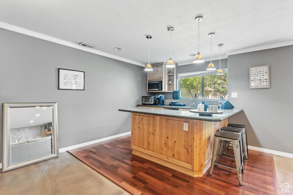 6759 S SADDLE BLUFF DR Murray, UT 84123