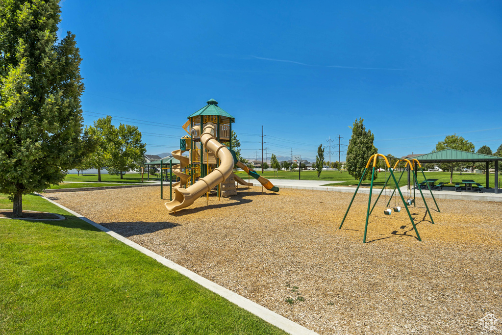 981 W FREEDOM POINT WAY Bluffdale, UT 84065