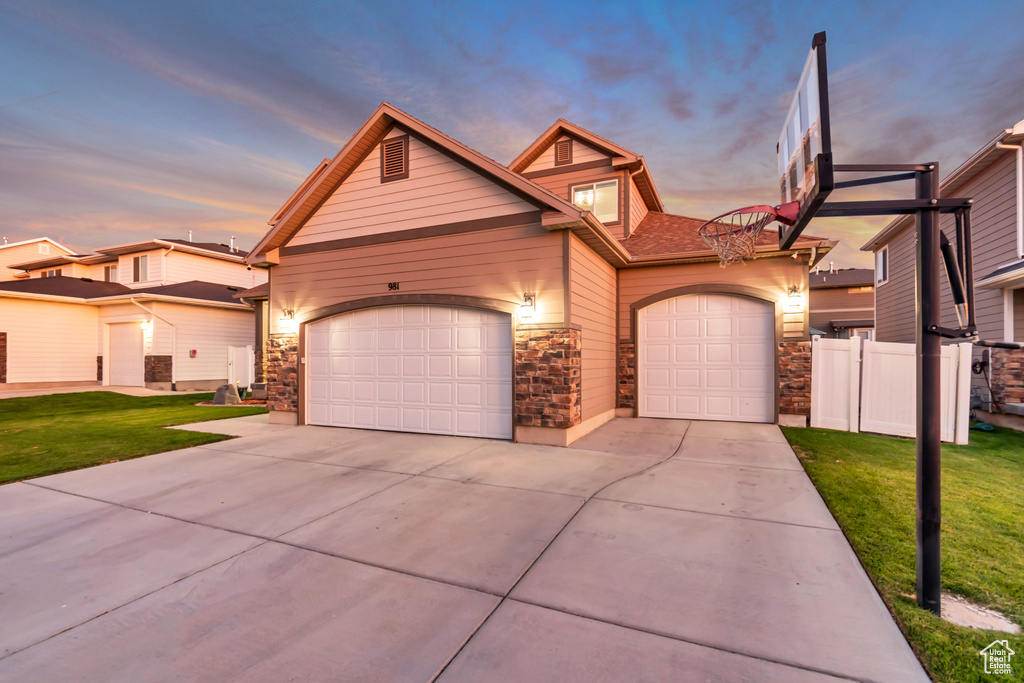981 W FREEDOM POINT WAY Bluffdale, UT 84065