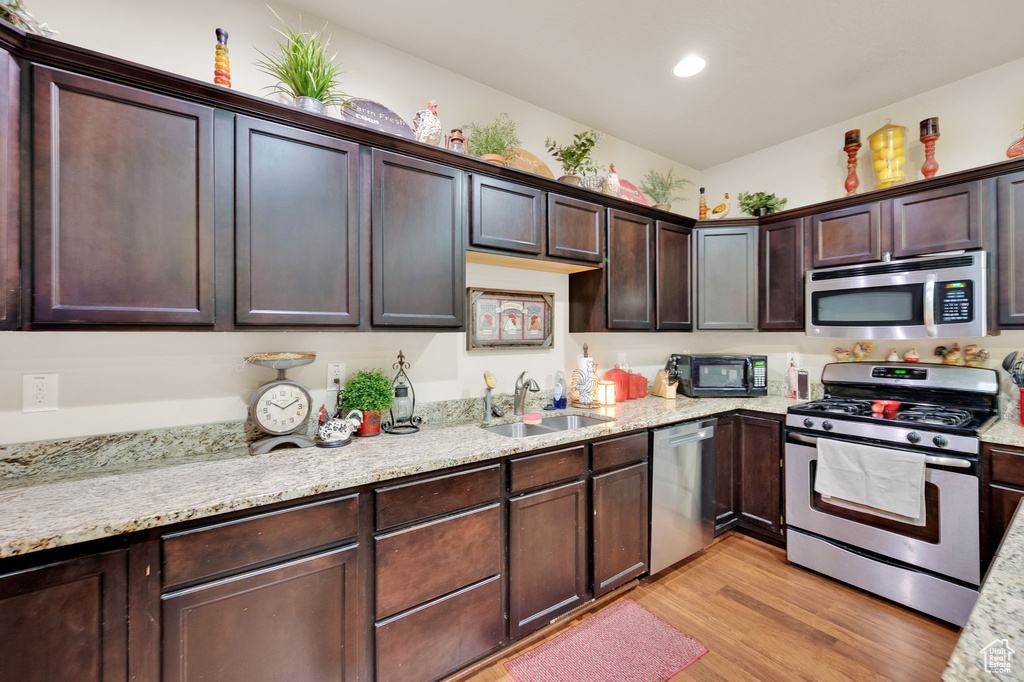 Photo 7 for MLS #2105781 at 3083 S Finsbury Ln