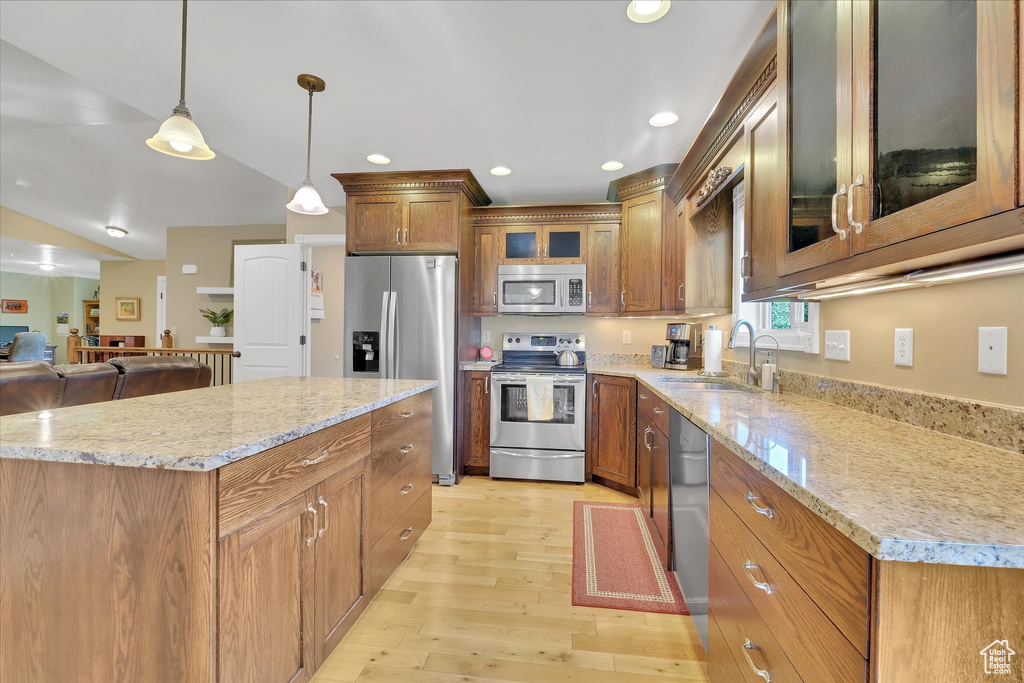14 SHADOW MOUNTAIN DR Logan, UT 84321