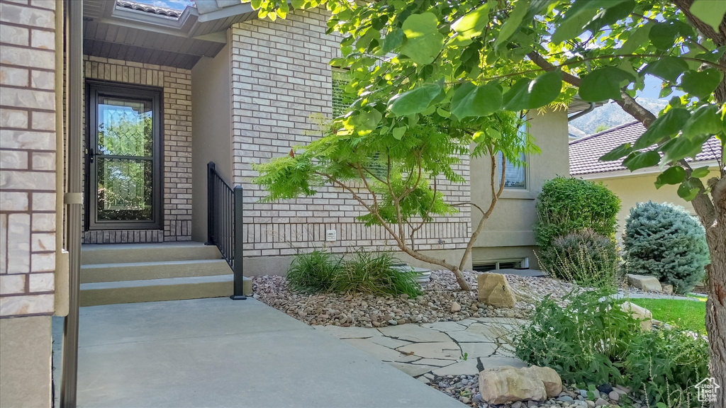 14 SHADOW MOUNTAIN DR Logan, UT 84321