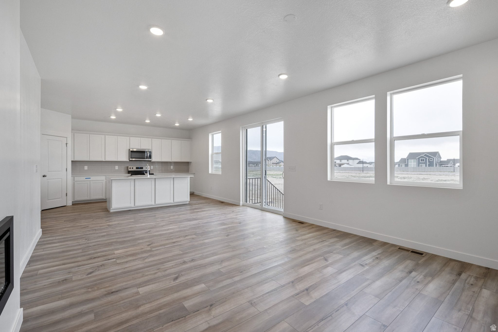 126 E CLEAR GRANITE WAY #103 Eagle Mountain, UT 84005