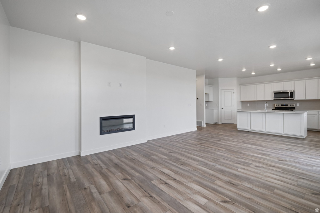 126 E CLEAR GRANITE WAY #103 Eagle Mountain, UT 84005