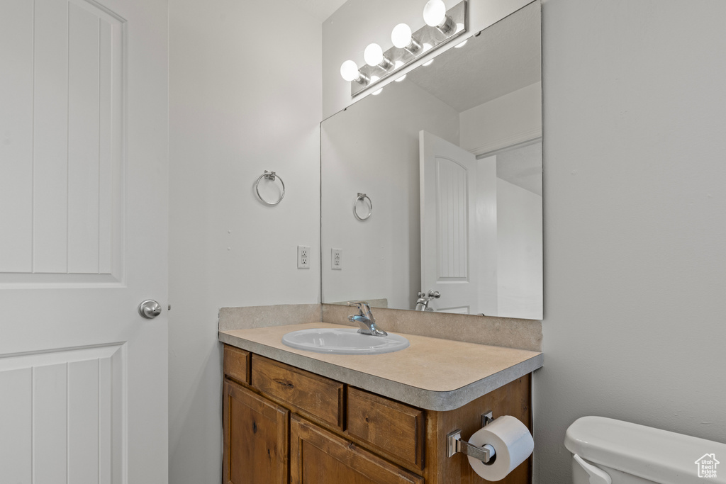 2121 N 550 W Clinton, UT 84015
