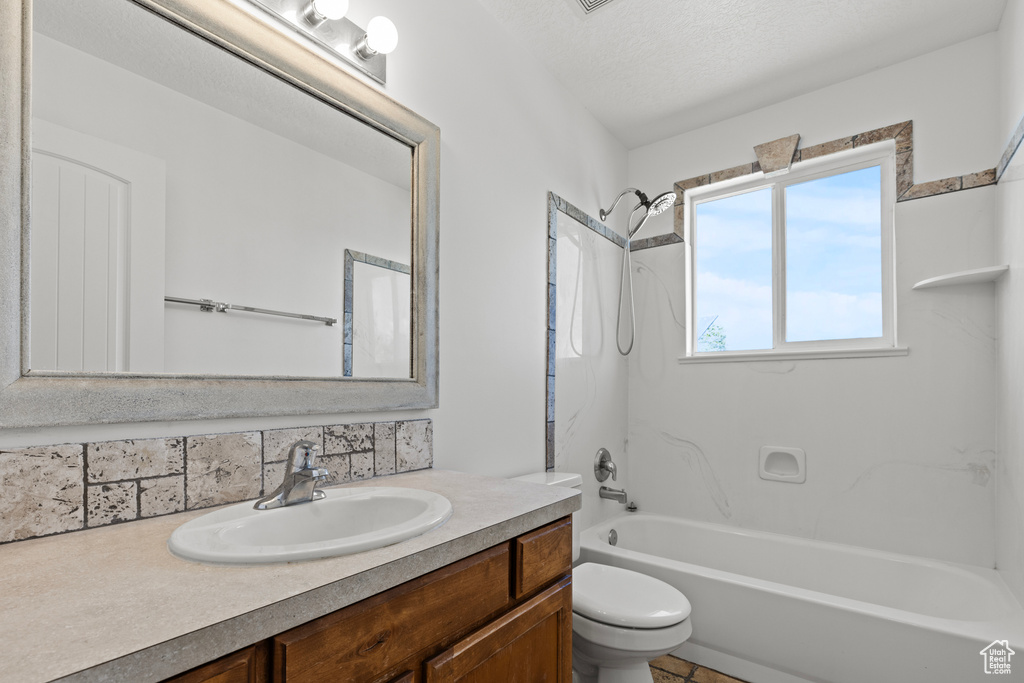 2121 N 550 W Clinton, UT 84015