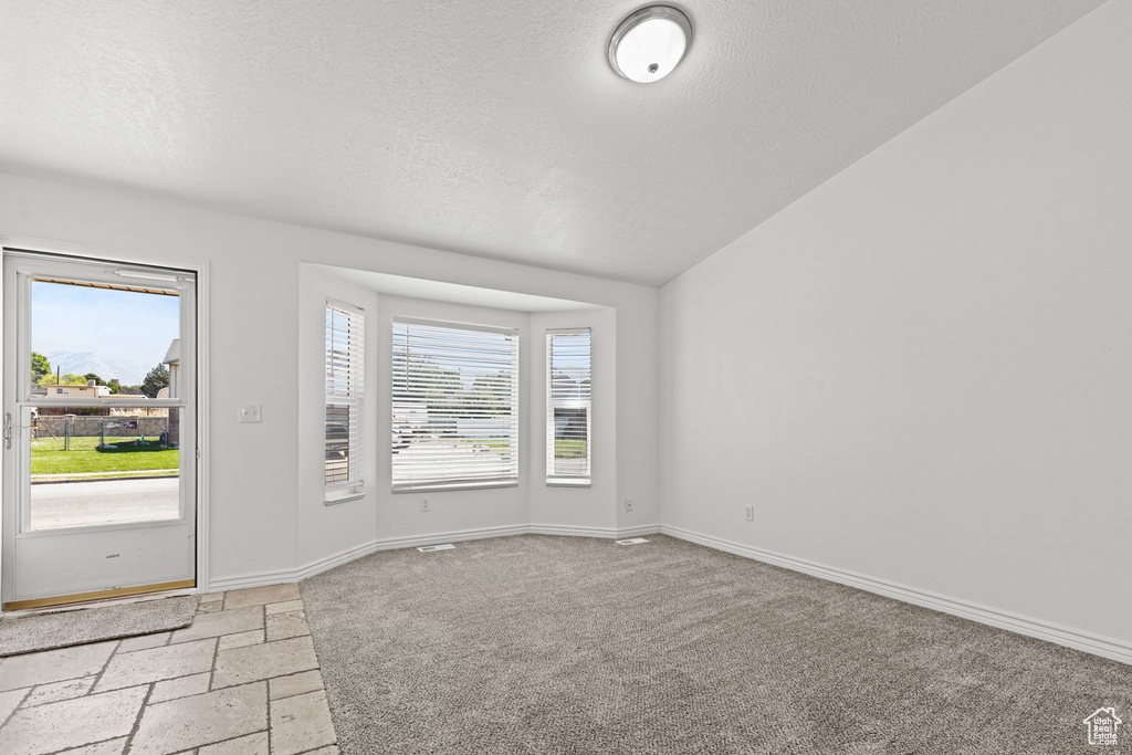 2121 N 550 W Clinton, UT 84015
