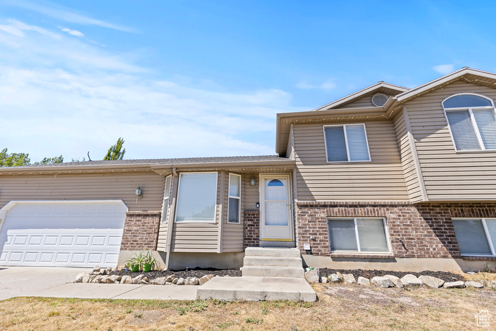 2121 N 550 W Clinton, UT 84015