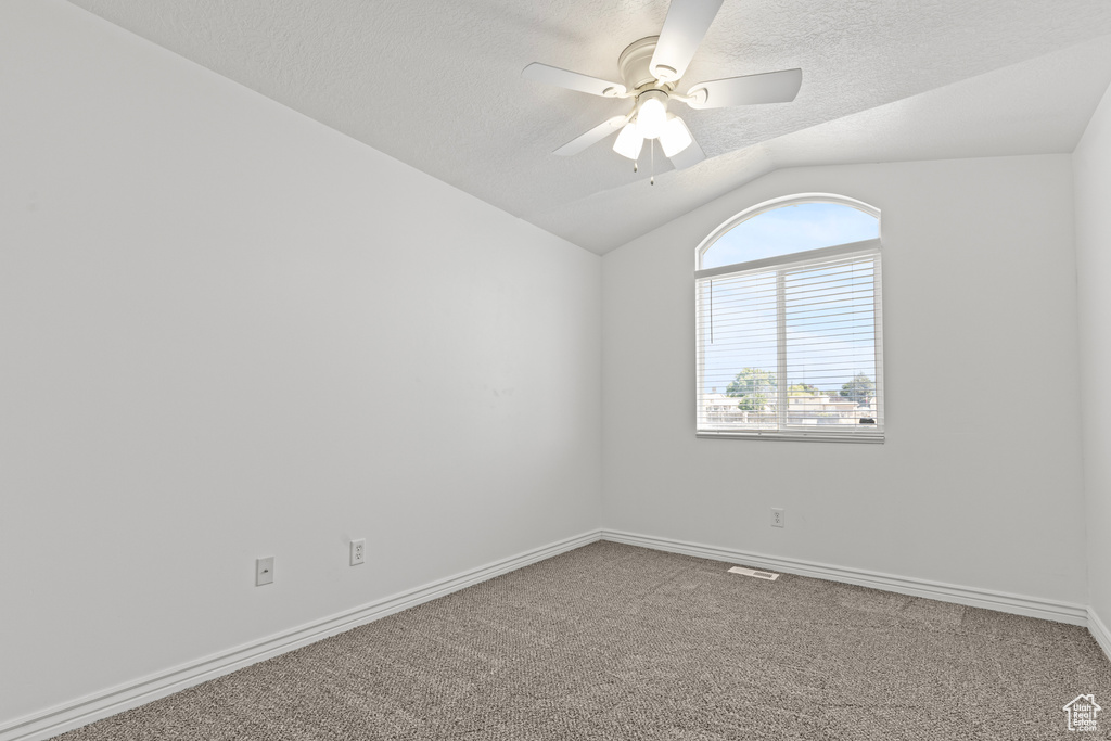 2121 N 550 W Clinton, UT 84015