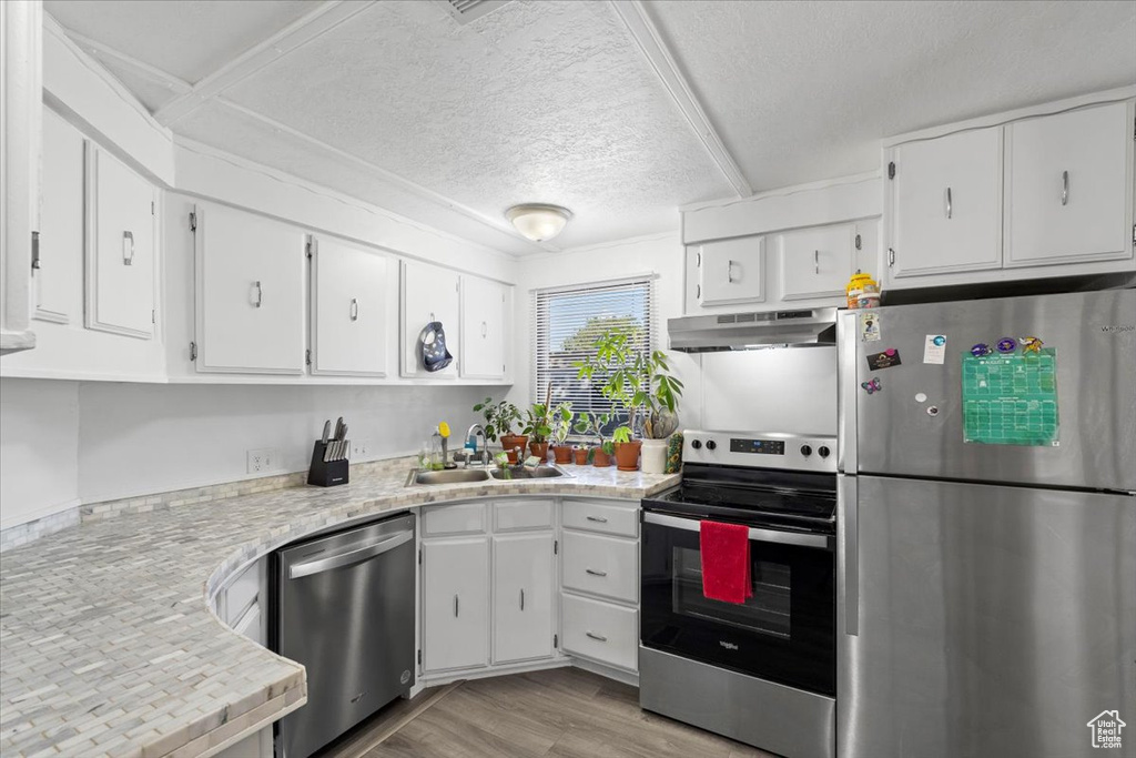Photo 13 for MLS #2105798 at 2875 N Hill Field Rd #17