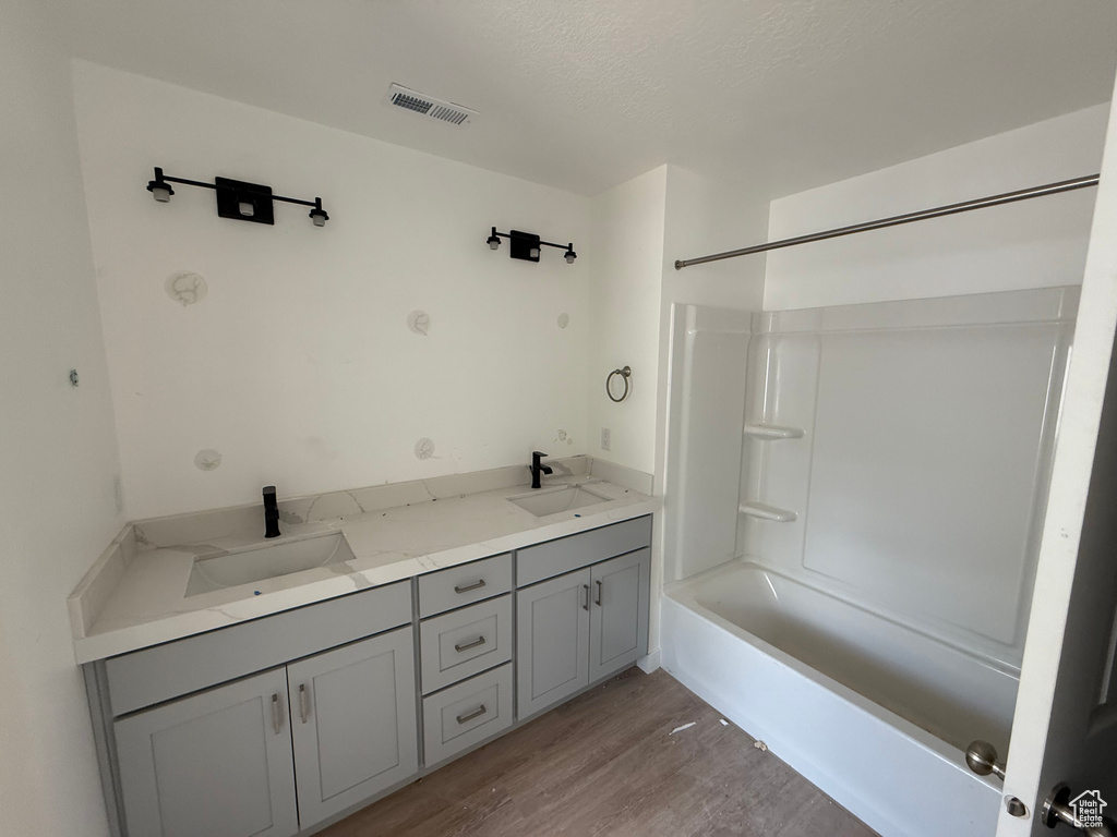 Photo 7 for MLS #2105811 at 2748 S Saysay Way #11