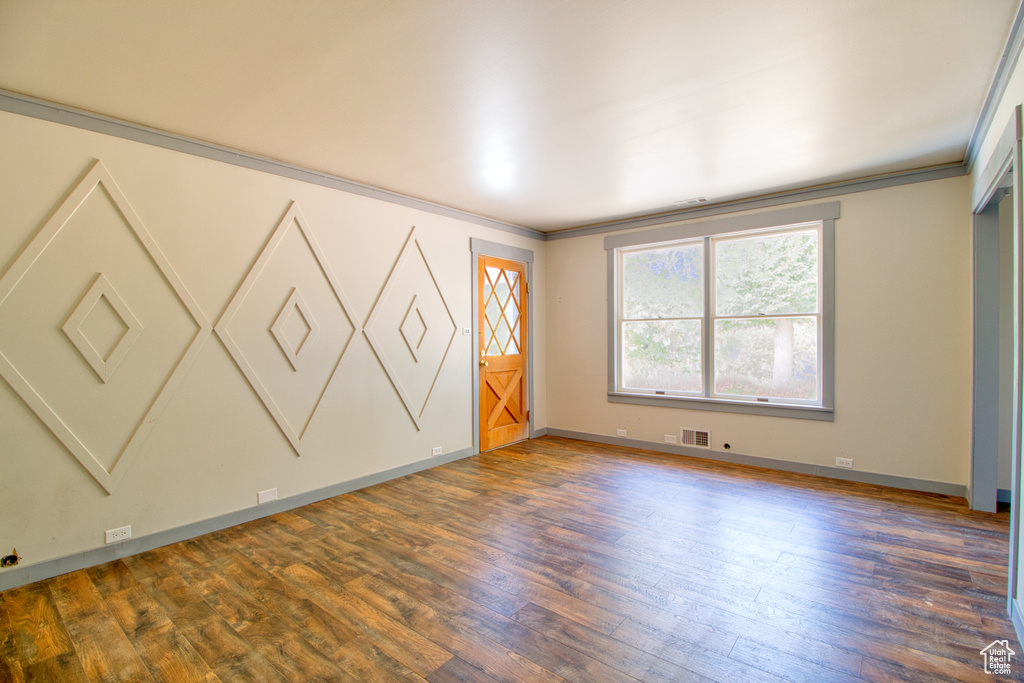 Photo 11 for MLS #2105813 at 2017 Polk Ave