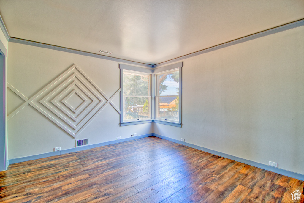 Photo 10 for MLS #2105813 at 2017 Polk Ave
