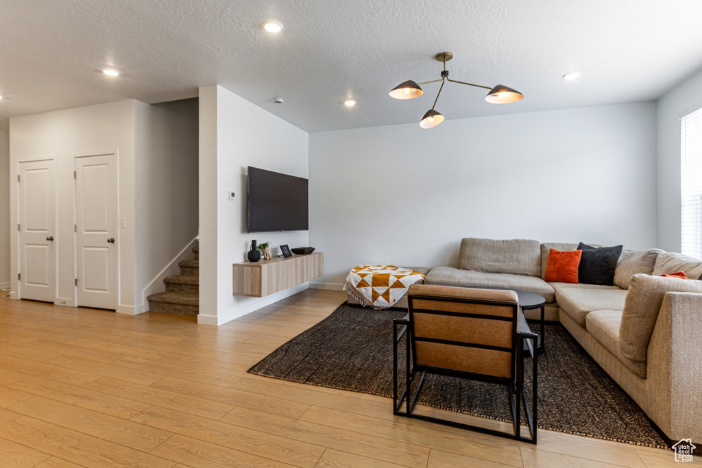 Photo 4 for MLS #2105816 at 2268 N Wildwood Ln #277