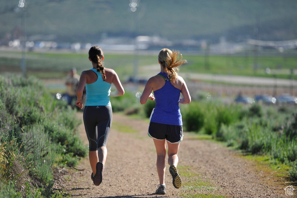 10677 N REFLECTION RDG Hideout, UT 84036