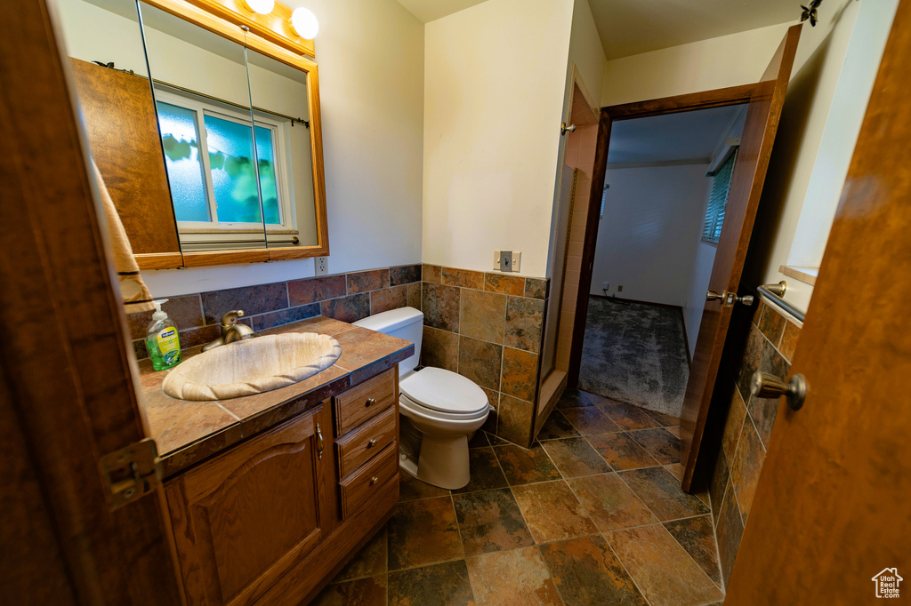 Photo 24 for MLS #2105827 at 349 Crestview Dr
