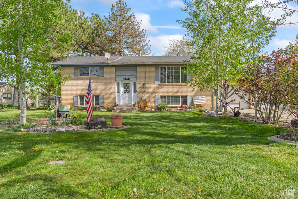 Photo 4 for MLS #2105839 at 3168 W 1300 North