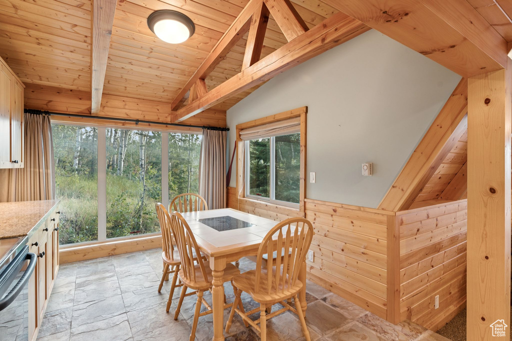 Photo 4 for MLS #2105851 at 3081 Blue Spruce Dr #553