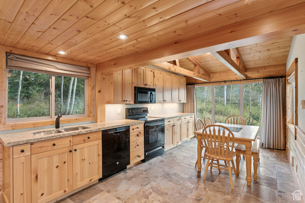Photo 3 for MLS #2105851 at 3081 Blue Spruce Dr #553