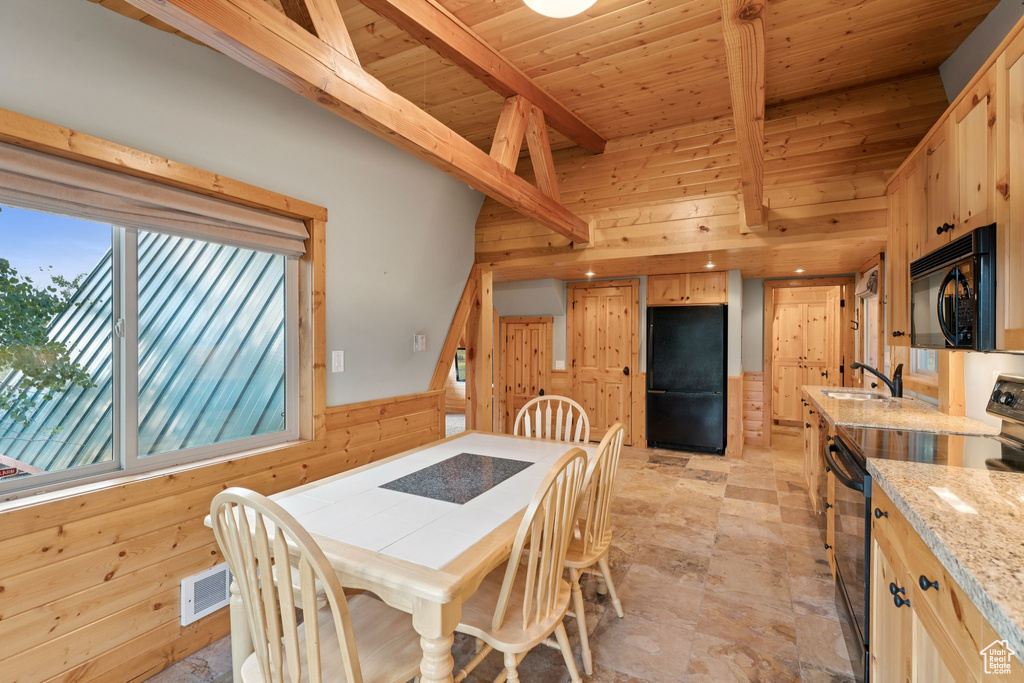 Photo 5 for MLS #2105851 at 3081 Blue Spruce Dr #553