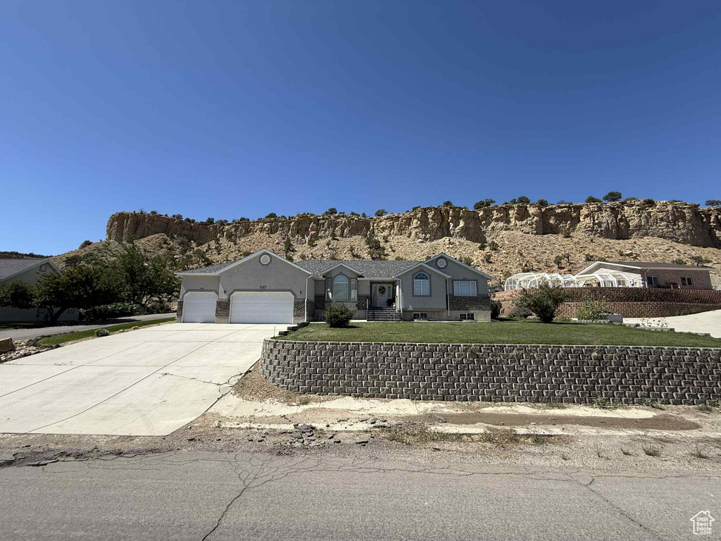 2485 N 2650 W Helper, UT 84526