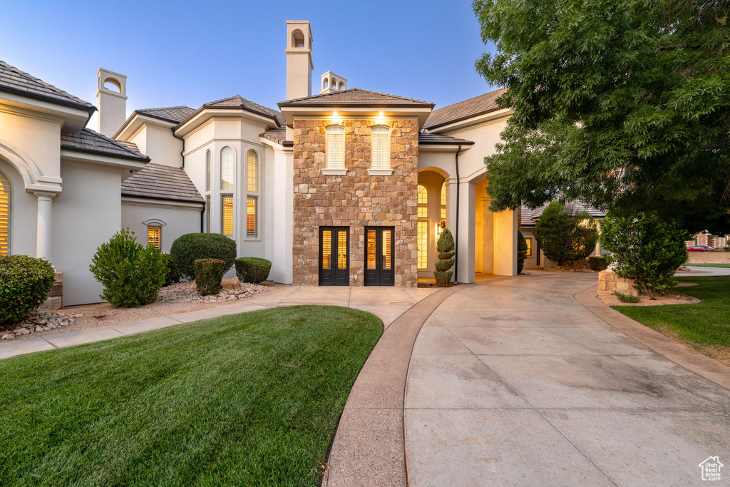 Photo 4 for MLS #2105862 at 213 E Adam Ln