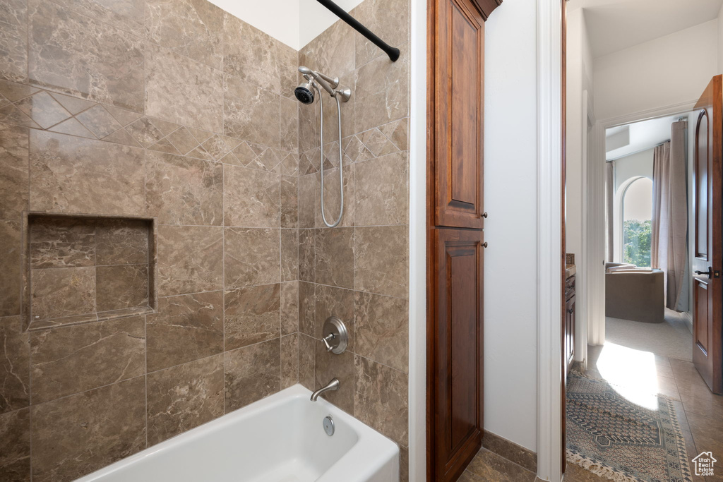 Photo 47 for MLS #2105862 at 213 E Adam Ln