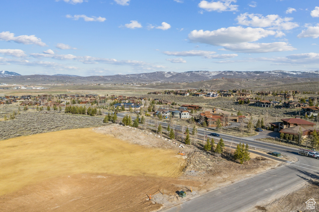 Photo 4 for MLS #2105866 at 2802 Hills Ridge Rd