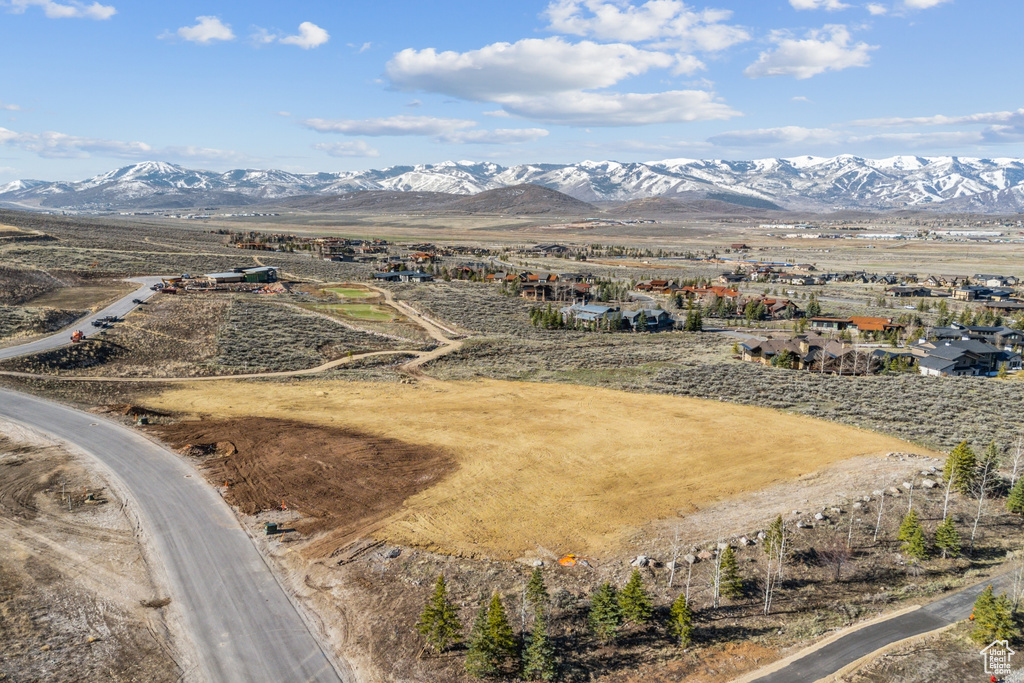 Photo 10 for MLS #2105866 at 2802 Hills Ridge Rd