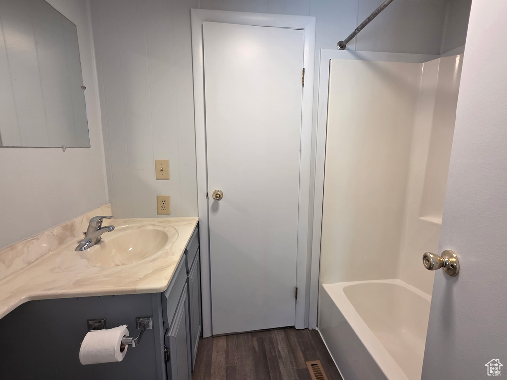 Photo 8 for MLS #2105873 at 1111 N 2000 West #12