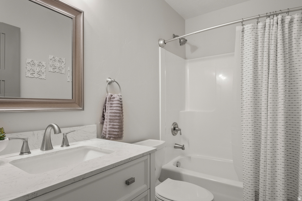 388 W CRICKET CIR Garden City, UT 84028