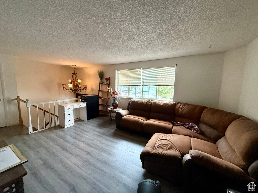 5242 S HAMLET CIR Kearns, UT 84118
