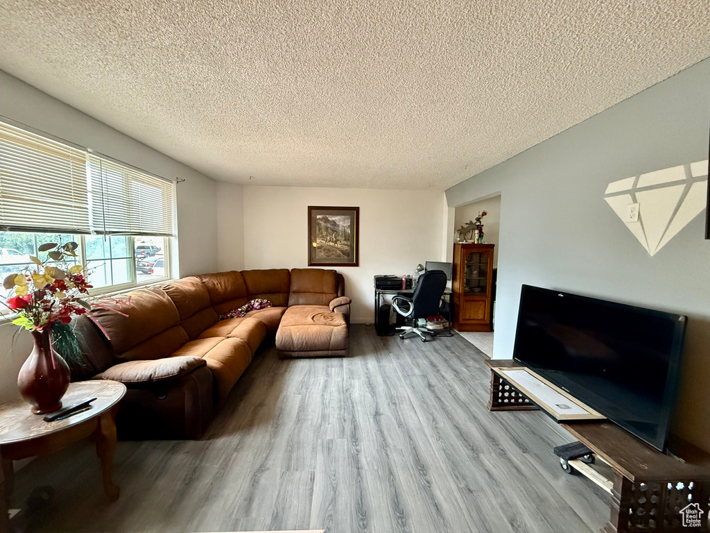 5242 S HAMLET CIR Kearns, UT 84118