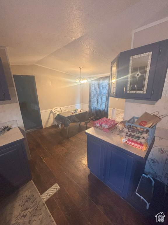 Photo 20 for MLS #2105880 at 2554 Old City Park